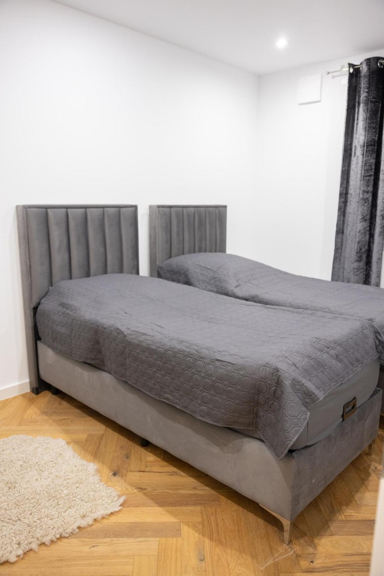 Neubau Apartment Mit Kamin Und Terrasse In Premium Lage Parkplatz Inklusive Bielefeld Luaran gambar
