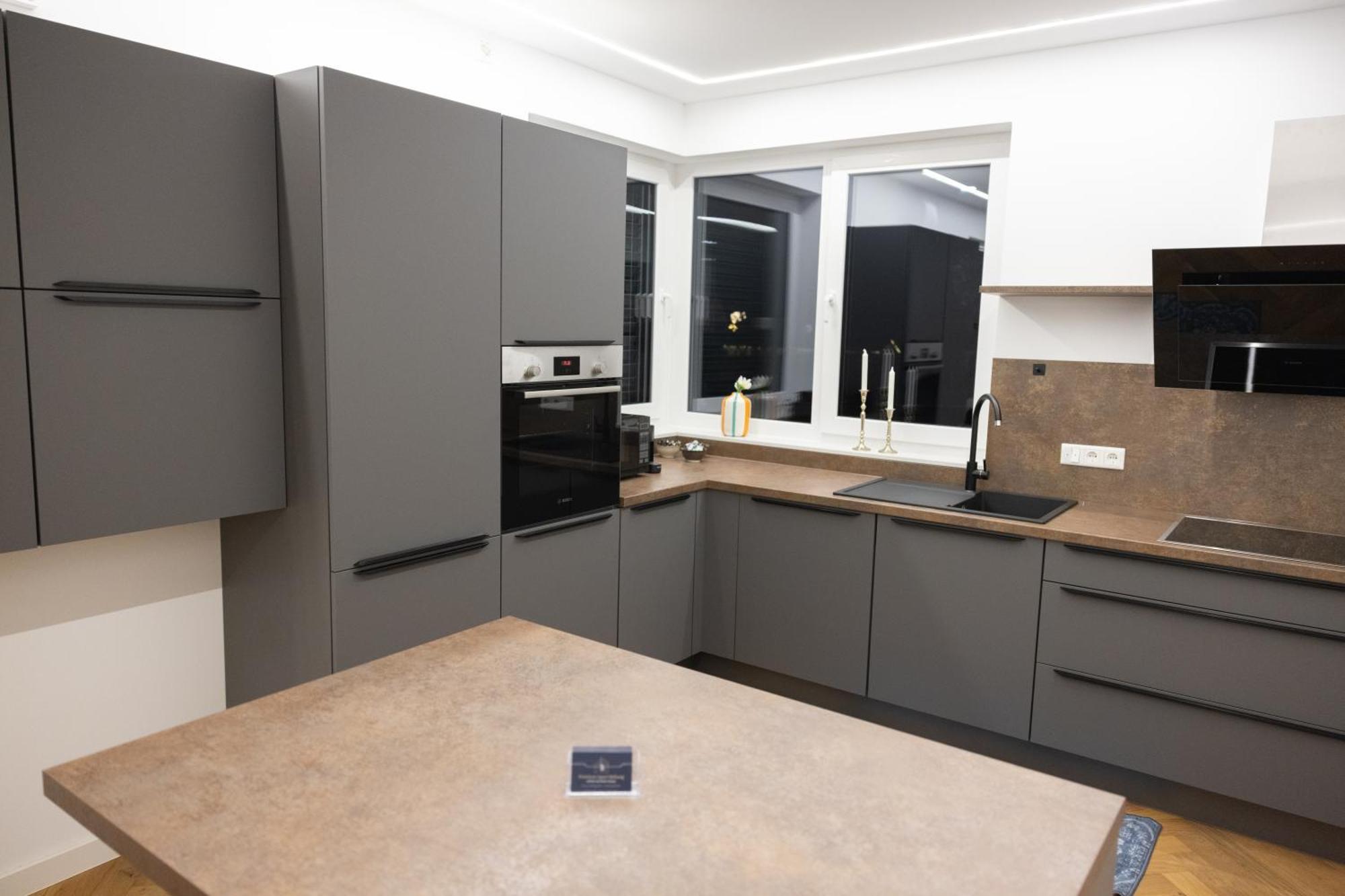 Neubau Apartment Mit Kamin Und Terrasse In Premium Lage Parkplatz Inklusive Bielefeld Luaran gambar