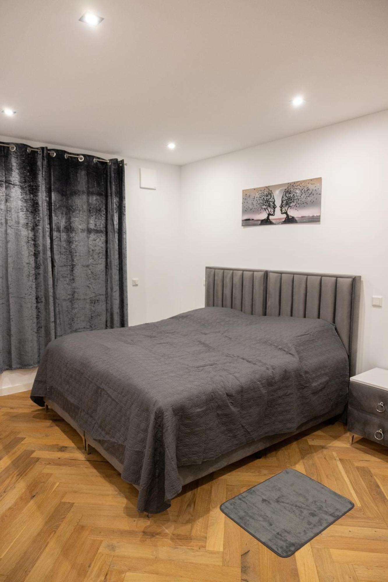 Neubau Apartment Mit Kamin Und Terrasse In Premium Lage Parkplatz Inklusive Bielefeld Luaran gambar