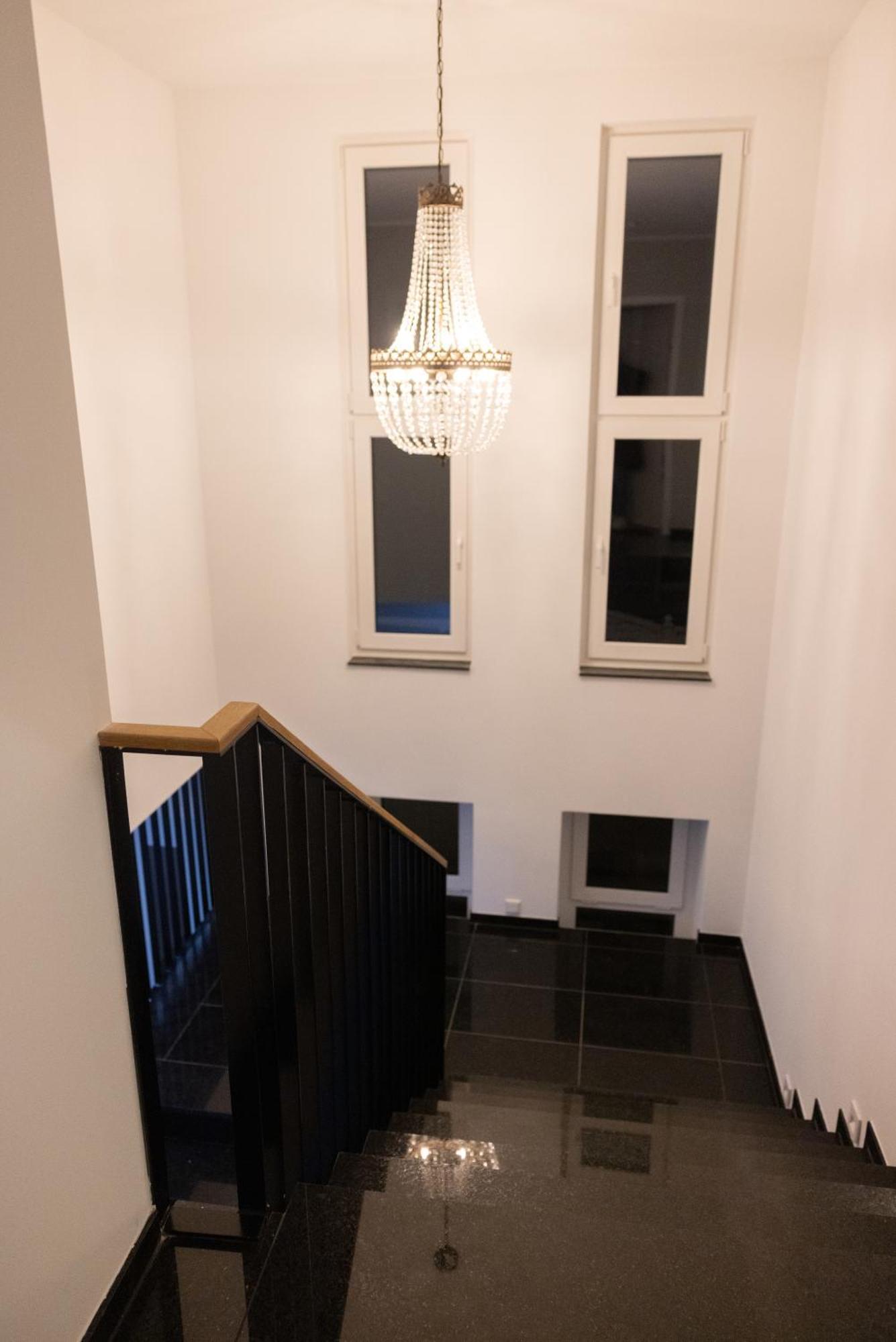 Neubau Apartment Mit Kamin Und Terrasse In Premium Lage Parkplatz Inklusive Bielefeld Luaran gambar