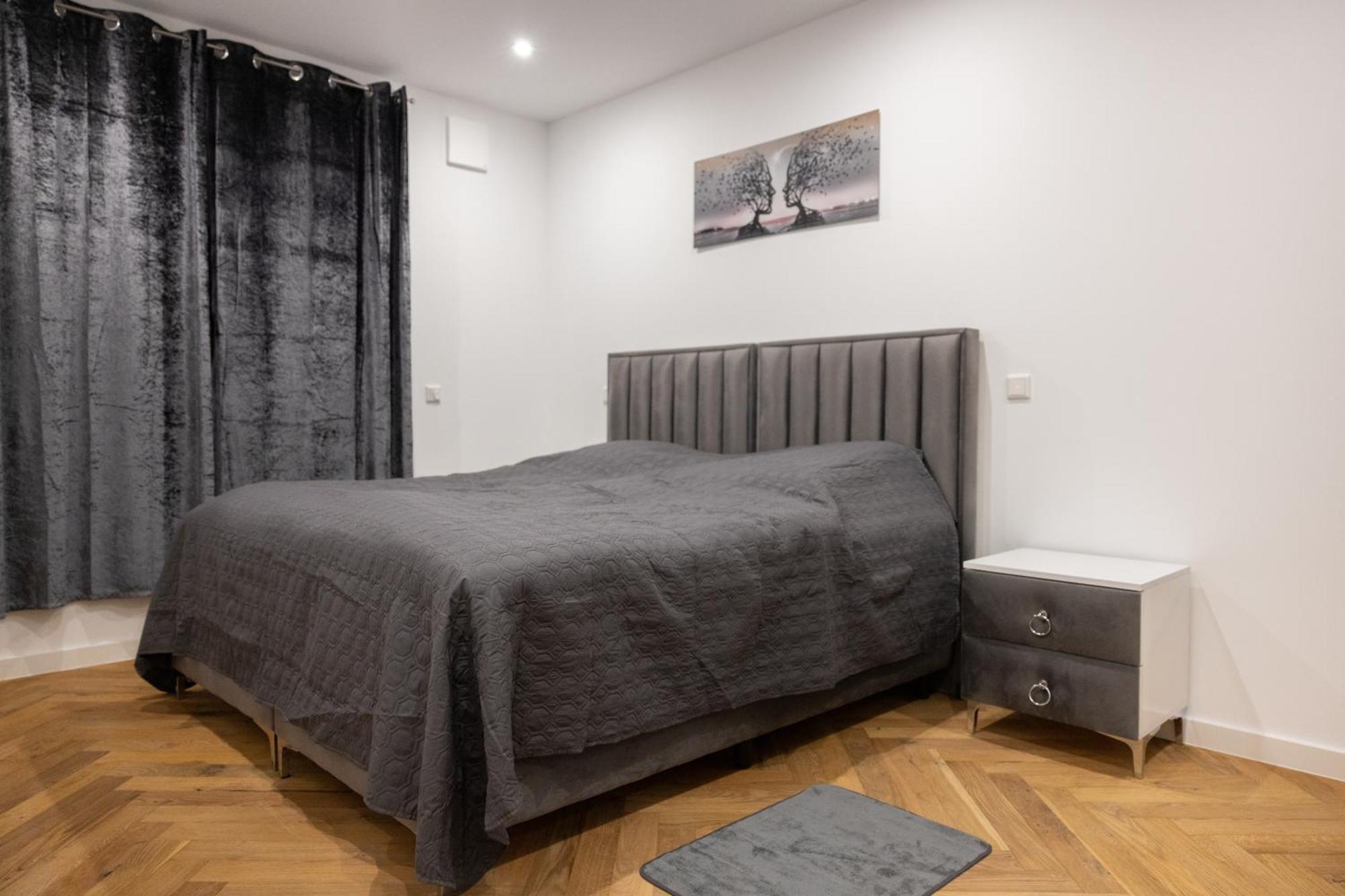 Neubau Apartment Mit Kamin Und Terrasse In Premium Lage Parkplatz Inklusive Bielefeld Luaran gambar
